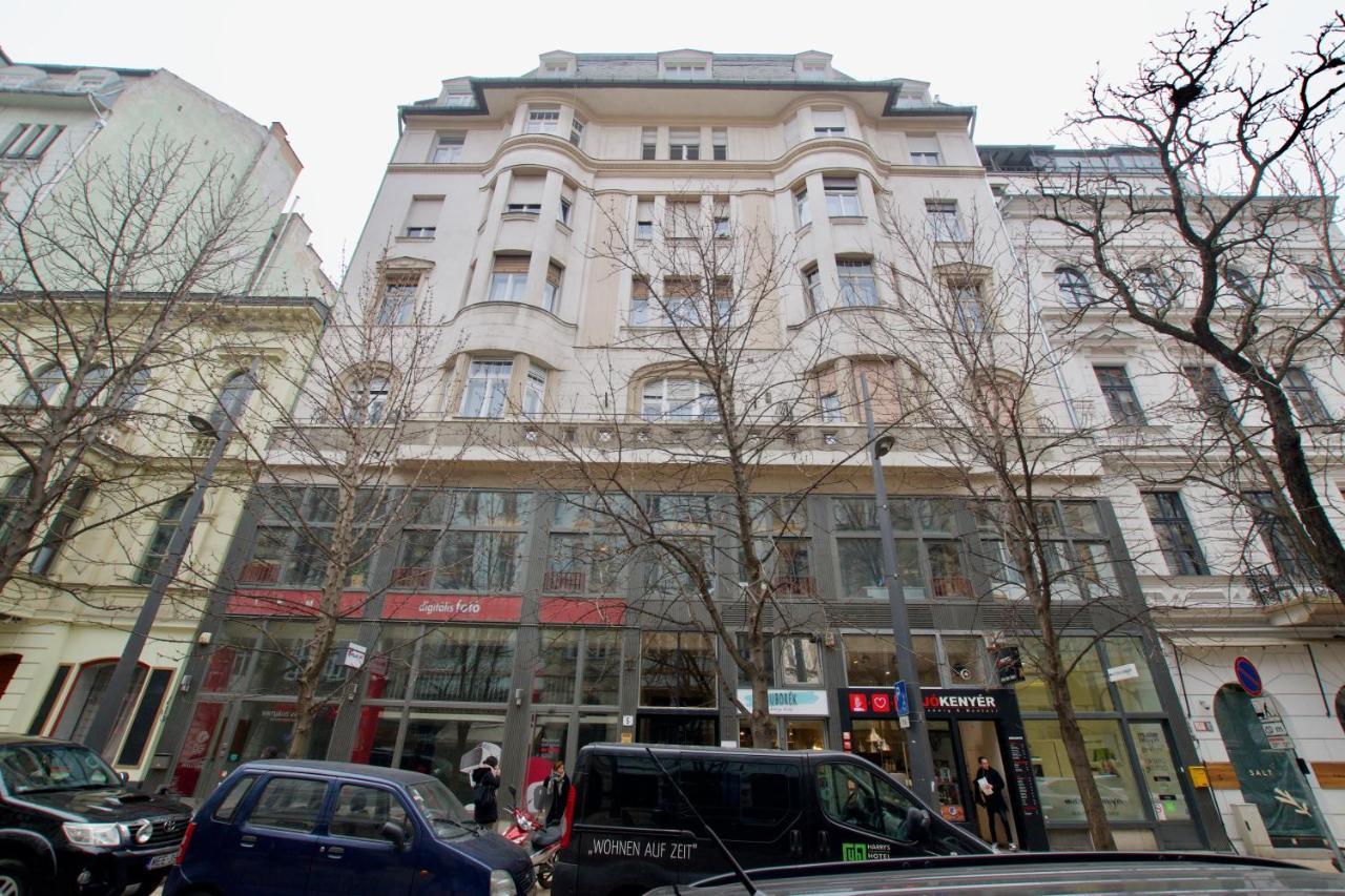 Standard Apartment By Hi5 - Kecskemeti Street Suite ブダペスト エクステリア 写真